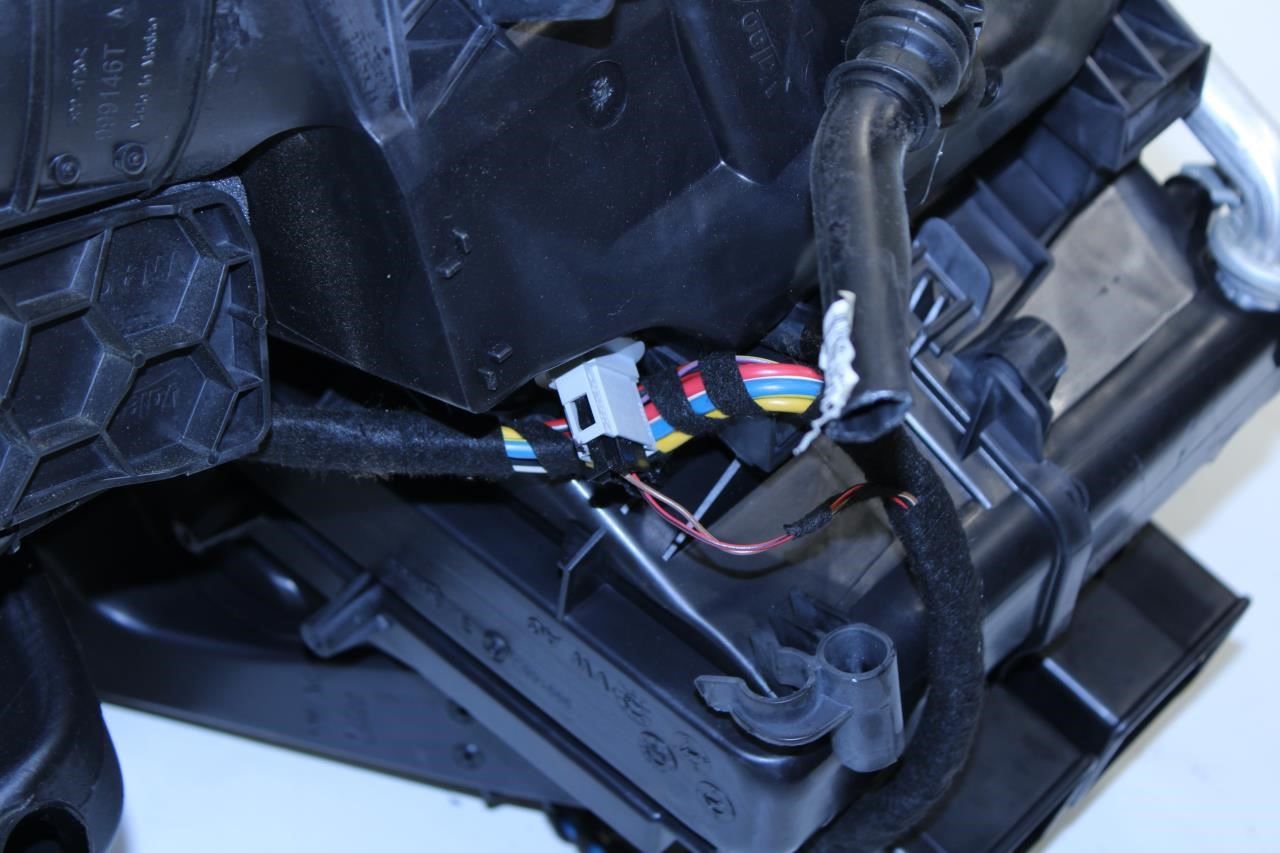 2011-18 Volkswagen Jetta Sport 1.8L HVAC Heater Core Box Housing 5C1-820-003-FQ - Alshned Auto Parts