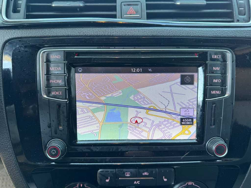 2016 Volkswagen Jetta Sport Radio Navigation Receiver w/ Display 5C0-035-684 - Alshned Auto Parts