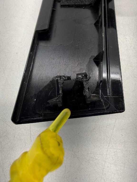 18-24 Chevrolet Equinox Front and Rear Right Door B-Pillar Trim 84242447 *ReaD*13