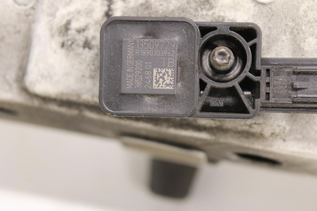 2017-2023 GMC Acadia SLT-1 Radiator Support Upper Center Tie Bar 84281807 *ReaD* - Alshned Auto Parts