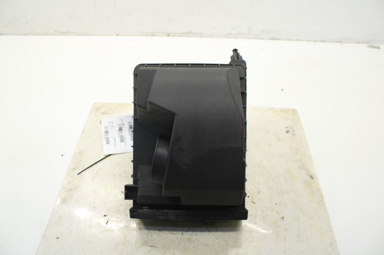 2019-2020 Kia Sorento LX 3.3L FWD Air Intake Cleaner Assembly 28110C5250 OEM - Alshned Auto Parts