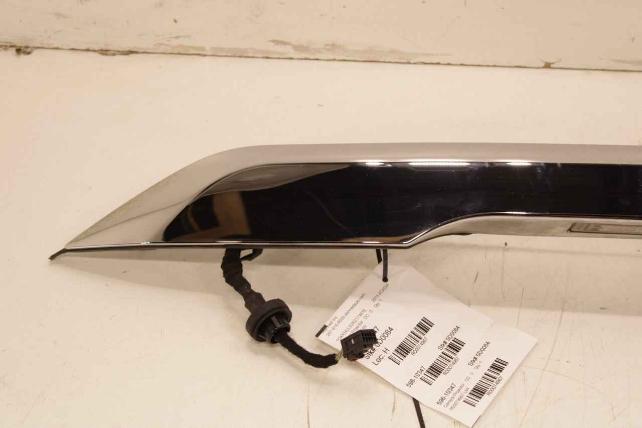 18-19 GMC Acadia SLT-1 Rear Liftgate Applique License Plate Light Lamp w/ Camera - Alshned Auto Parts