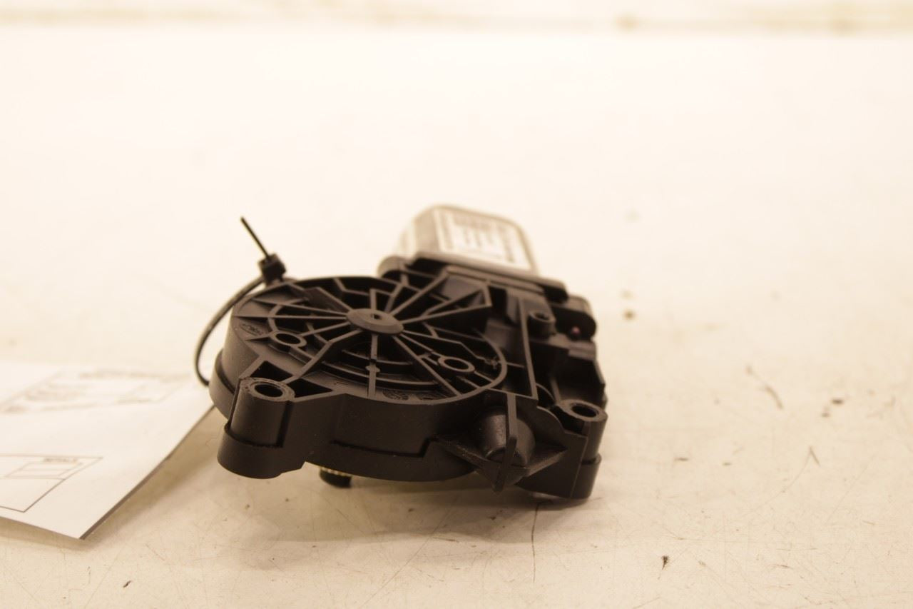 2021-2025 Hyundai Tucson SEL Rear Right Door Power Window Motor 83460-N9000 OEM - Alshned Auto Parts