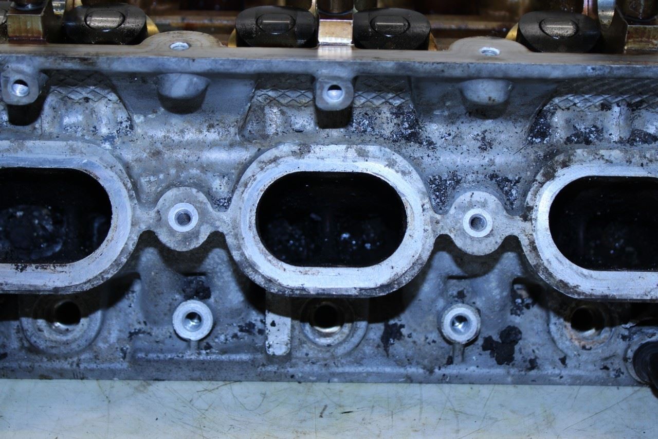 11-16 Porsche Panamera 4 3.6L AWD Left Side Engine Cylinder Head 946-104-016-06 - Alshned Auto Parts