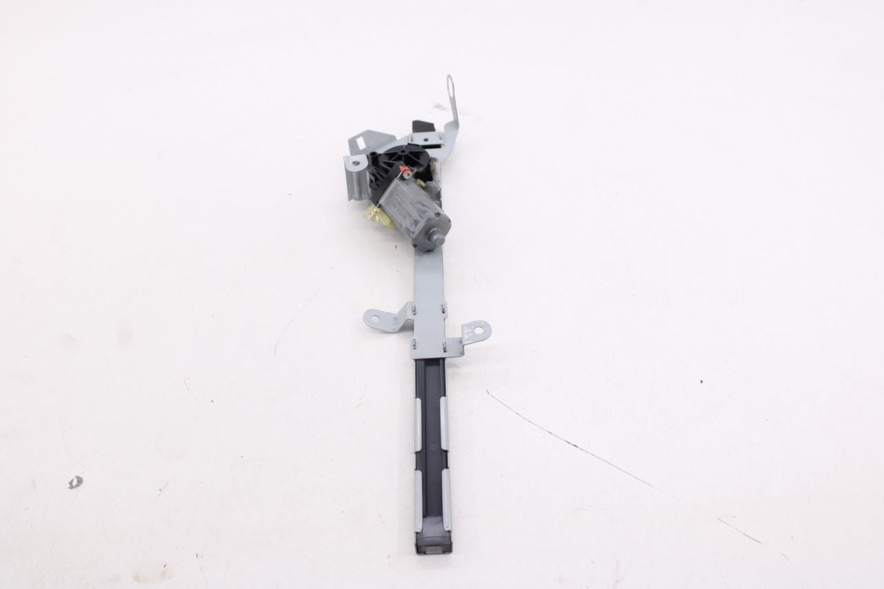 06-09 Mercedes-Benz CLK 350 Front LH Side Seat Belt Feeder Adjuster Guide *ReaD*0