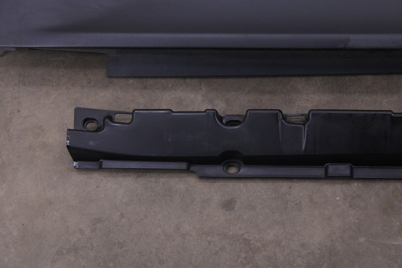 2007-2013 BMW X5 xDrive35i Right Side Rocker Skirt Panel Molding 7191242 OEM - Alshned Auto Parts