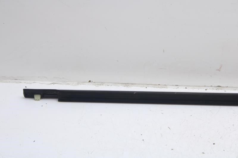 17-24 Chrysler Pacifica Rear Right Slide Door Belt Outer Weatherstrip 68188798AE - Alshned Auto Parts