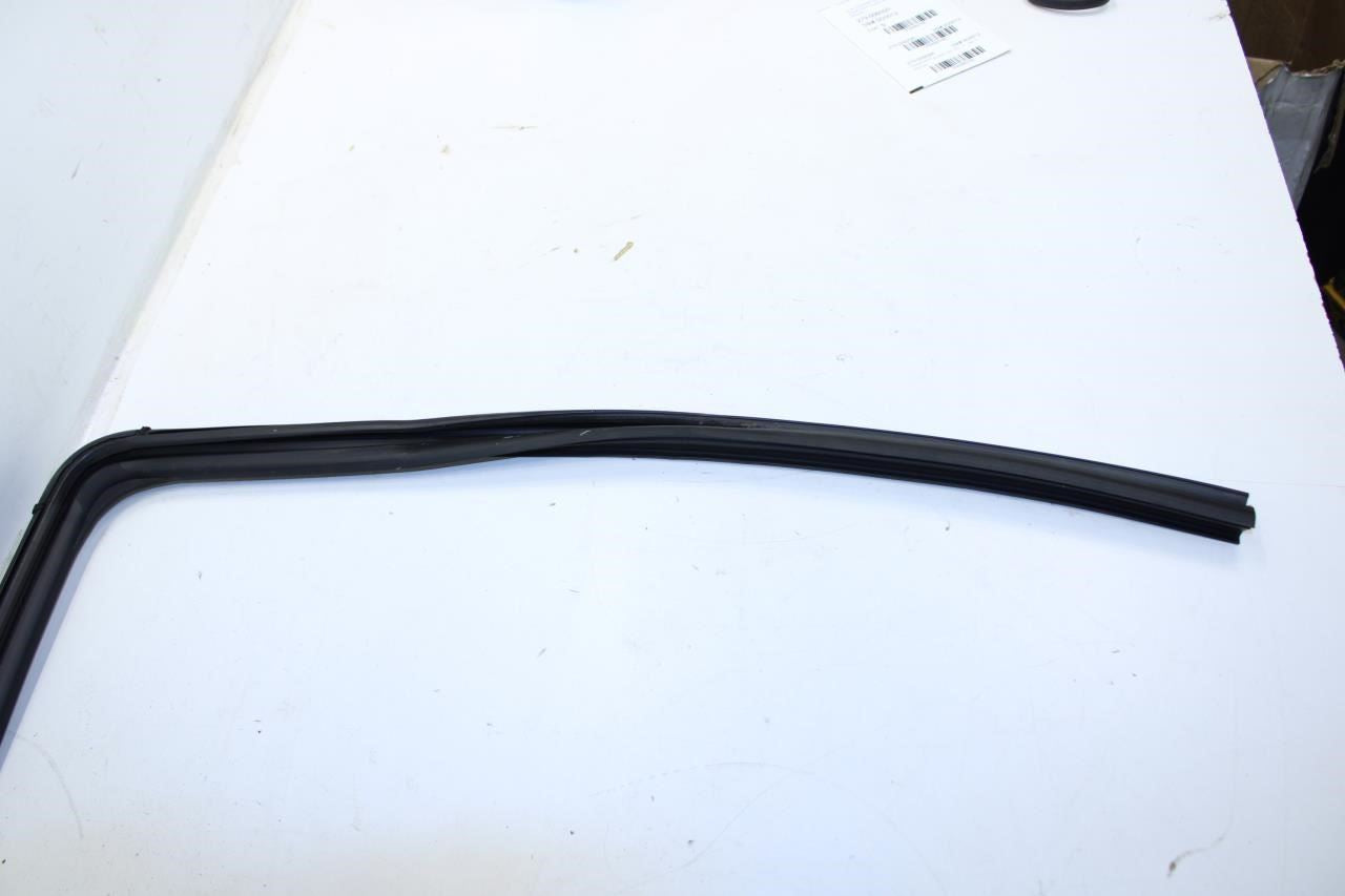 2013-2022 Buick Encore Rear Right Door Vent Window Glass Weatherstrip 94533828 - Alshned Auto Parts