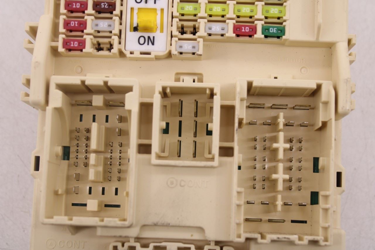 20-22 Kia Sportage Nightfall 2.4L FWD Instrument Panel Fuse Relay Junction Block17