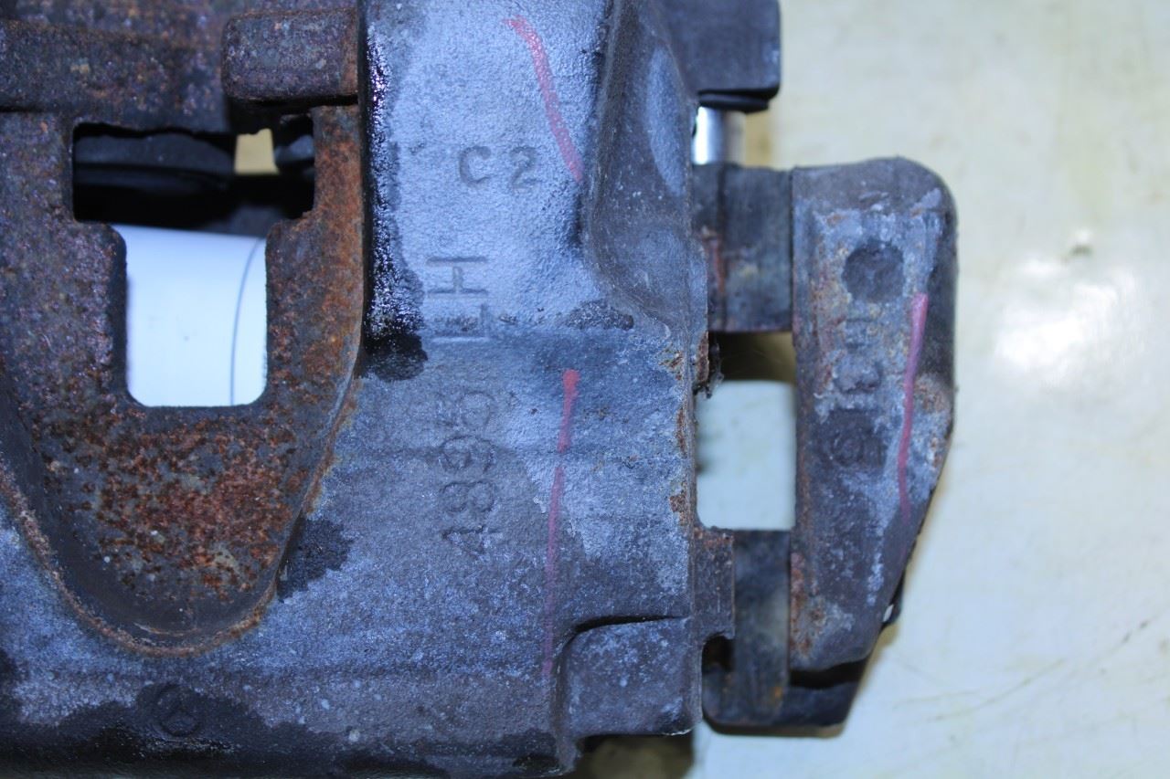 2012-2015 Mercedes-Benz ML350 Front Left Side Brake Disc Caliper 166-421-01-81 - Alshned Auto Parts