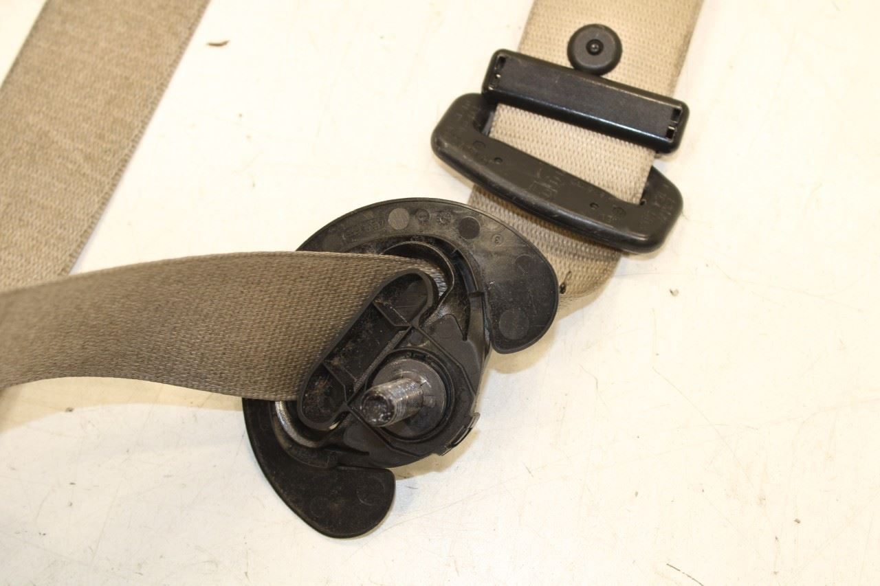 2010-2012 BMW 750Li xDrive 4.4L AWD Front Driver Left Side Seat Belt Retractor - Alshned Auto Parts