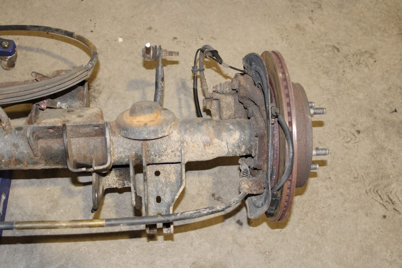 2013-2018 Ram 1500 5.7L 4WD Rear Differential Carrier Anti-Spin 3.21 ratio 117K - Alshned Auto Parts
