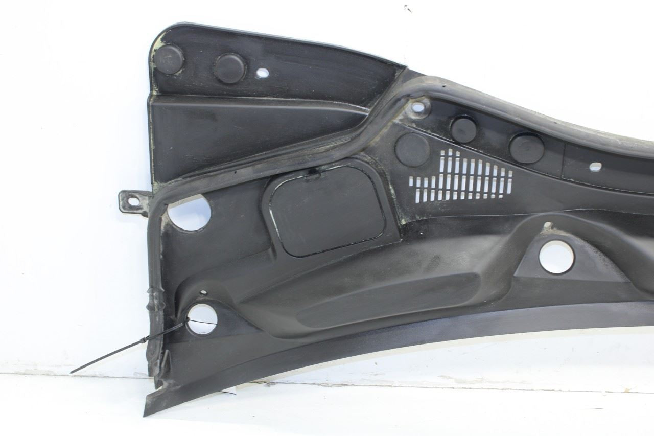 2017-2021 Maserati Ghibli 3.0L RWD Front Windshield Cowl Vent Grille Cover Panel - Alshned Auto Parts