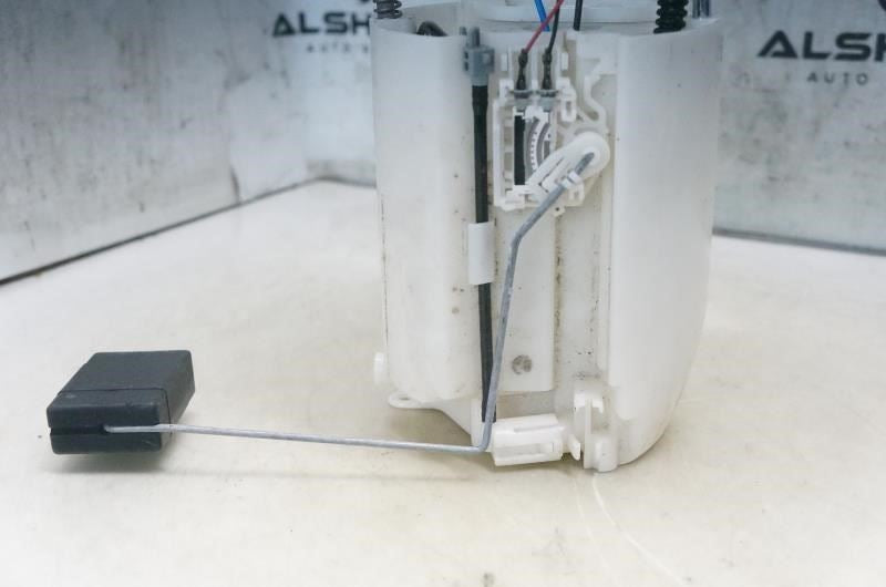 2014-2017 Toyota Highlander 3.5L AWD Fuel Pump Assembly 77020-0E111 OEM2