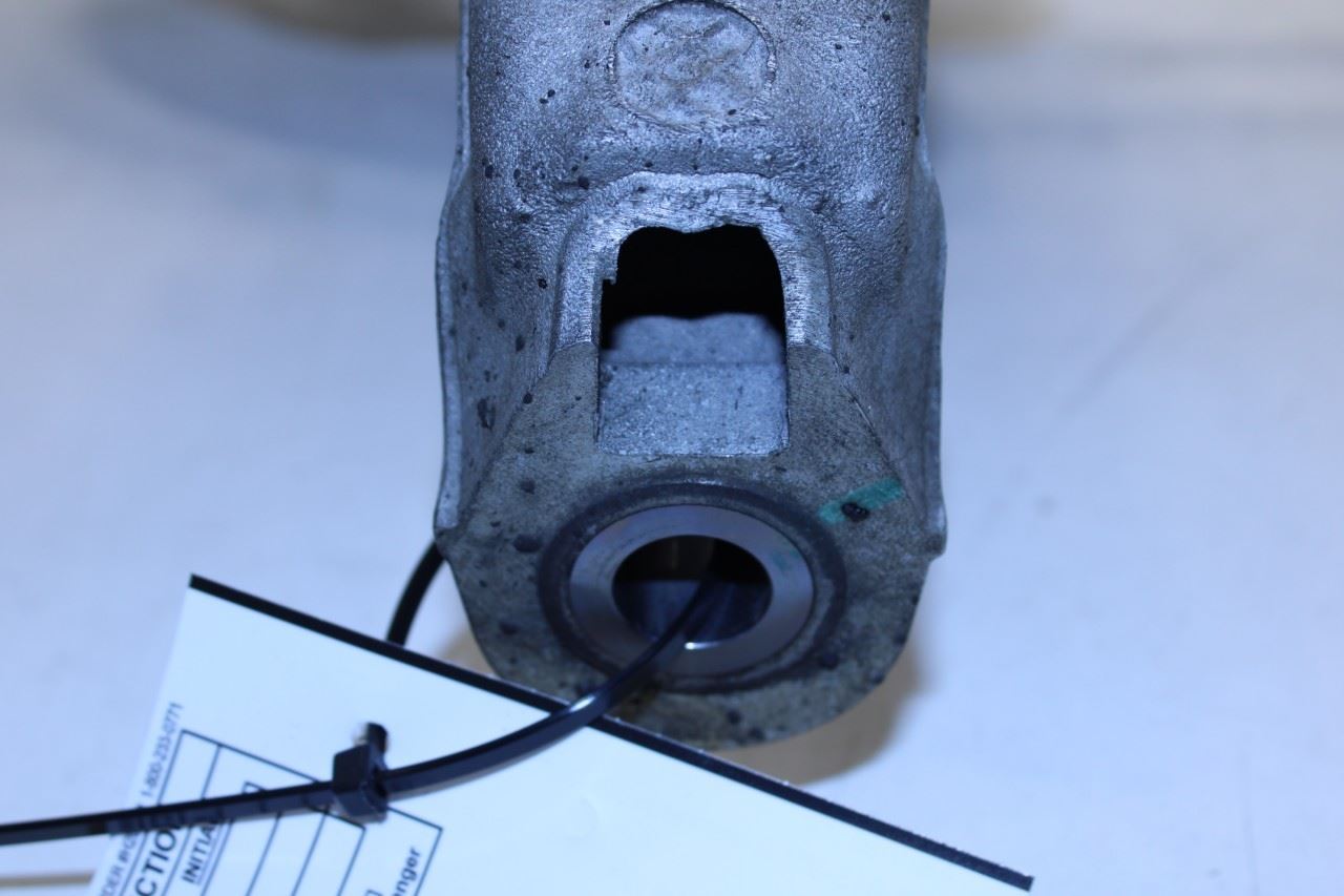 10-16 Porsche Panamera 4 3.6L AWD Front Passenger Right Side Spindle Knuckle Hub - Alshned Auto Parts