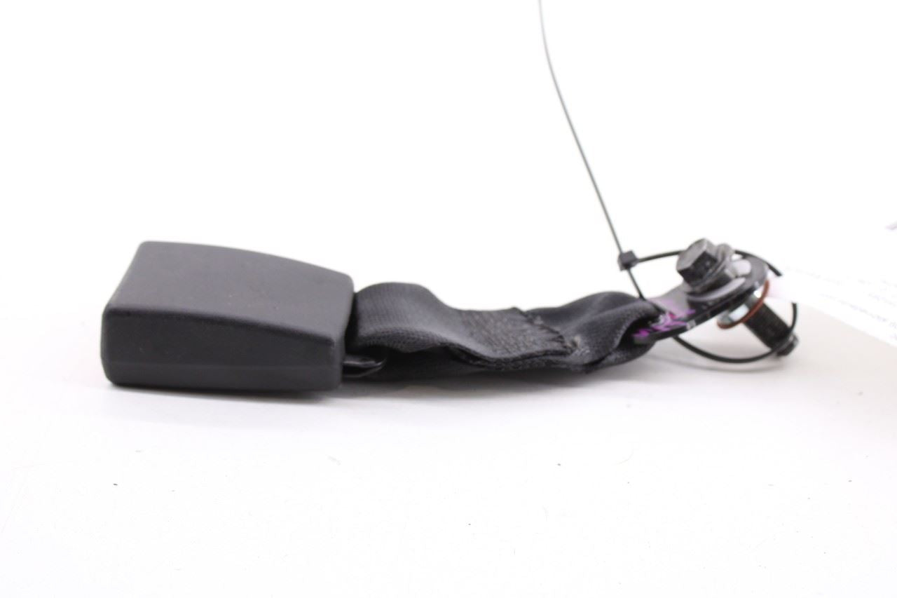 2019-2023 Hyundai Santa Fe SEL 2.4L AWD Rear Center 2nd Row Seat Belt Buckle - Alshned Auto Parts