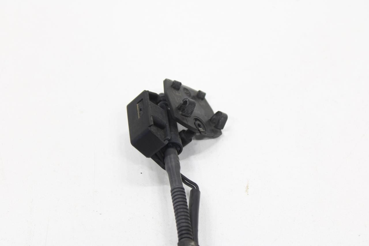 2010-2015 BMW 750i xDrive Windshield Washer System Nozzle Chain 61667202027 OEM - Alshned Auto Parts