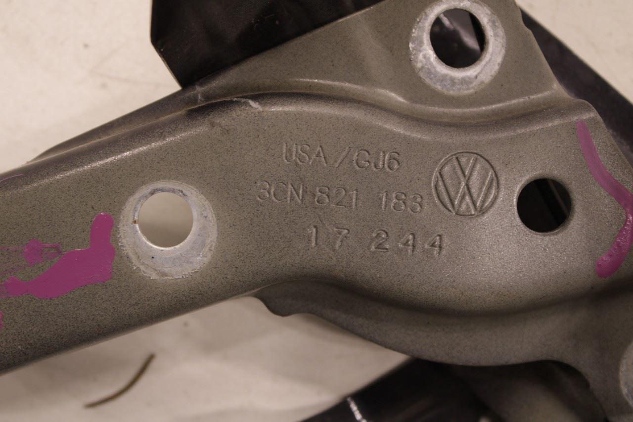 18-24 Volkswagen Atlas S 3.6L Front Driver Left Side Fender Support Bracket Set - Alshned Auto Parts