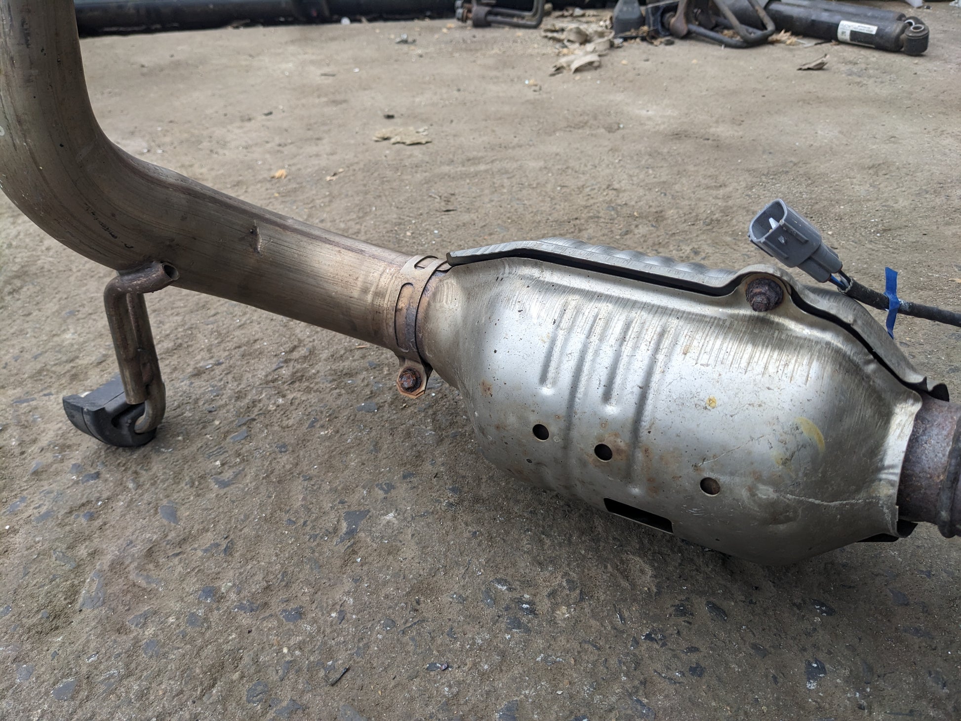 2020-2021 Toyota Tacoma Front Left Catalytic Converter Сatalyst 17150-0P420 OEM - Alshned Auto Parts