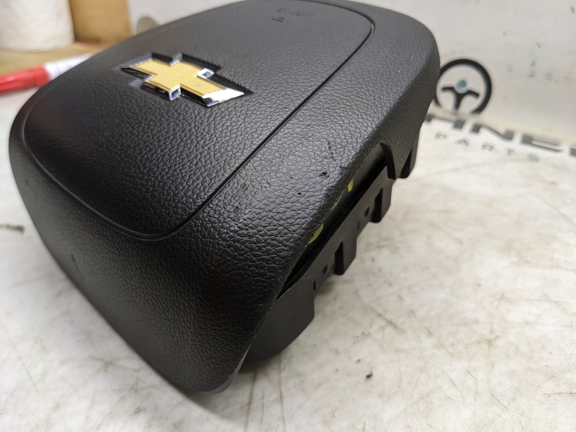 2011-2013 Chevrolet Cruze Front Left Driver Steering Wheel Air Bag 95214734 OEM - Alshned Auto Parts