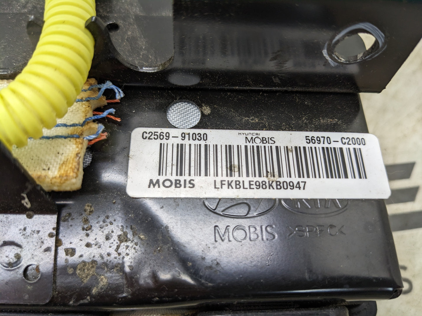 2015-2018 Hyundai Sonata Knee Air Bag Inflator Module 56970-C2000 OEM - Alshned Auto Parts