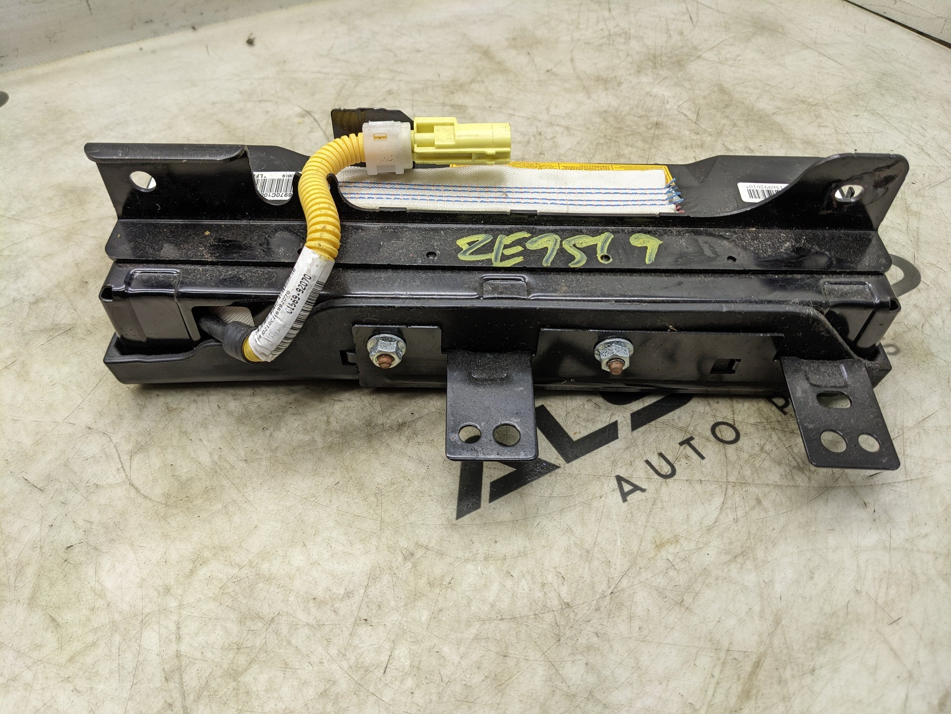 2016-17 Hyundai Sonata Dash Lower Knee Air Bag Inflator Module 56970-C1000 OEM - Alshned Auto Parts