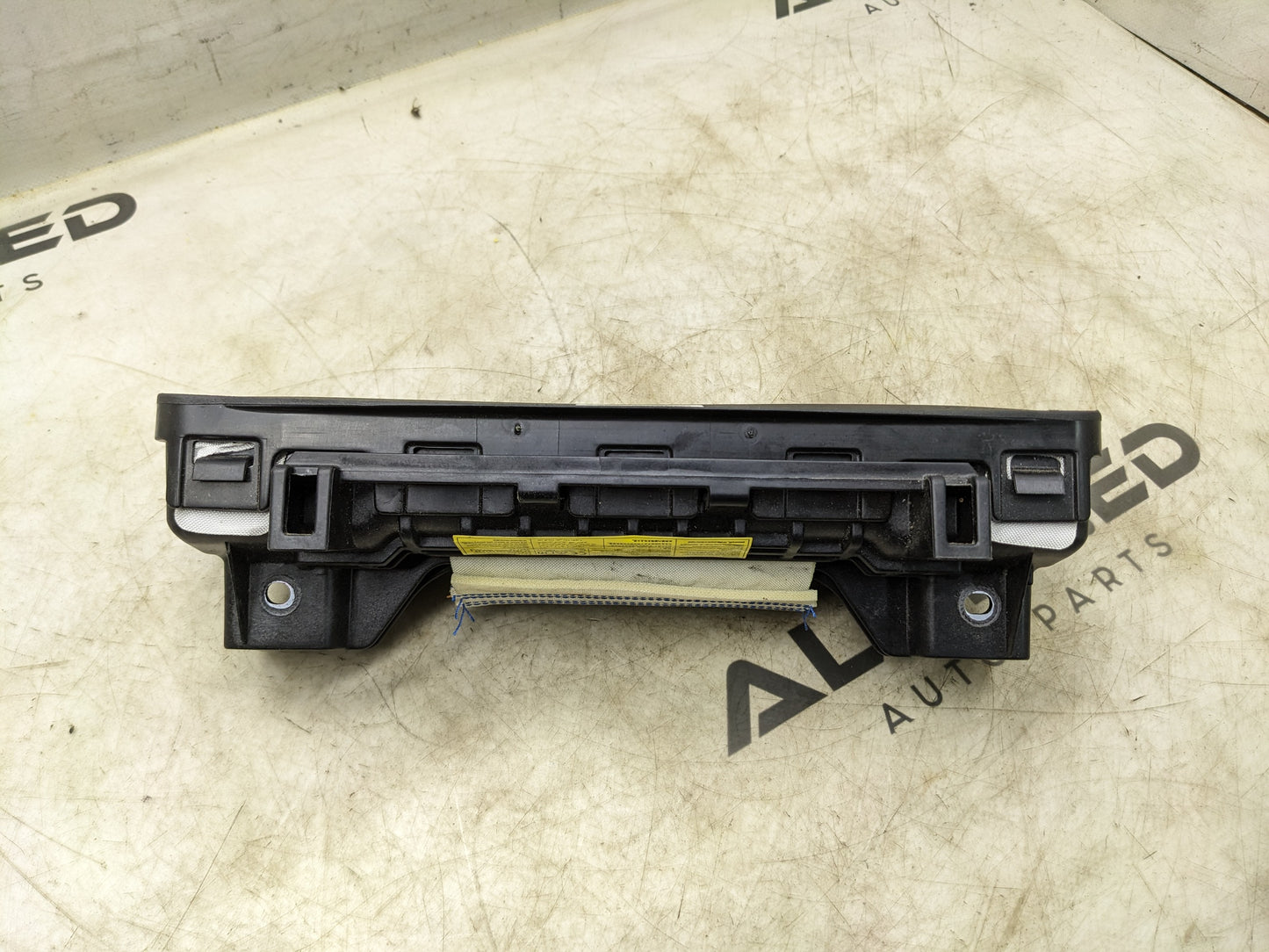 2020-2022 Hyundai Sonata Left Knee Air Bag Inflator Module 80200-L0000 OEM - Alshned Auto Parts