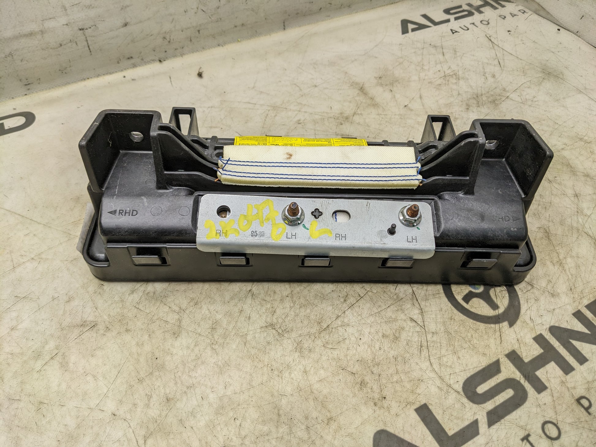 2020-2022 Hyundai Sonata Left Knee Air Bag Inflator Module 80200-L0000 OEM - Alshned Auto Parts
