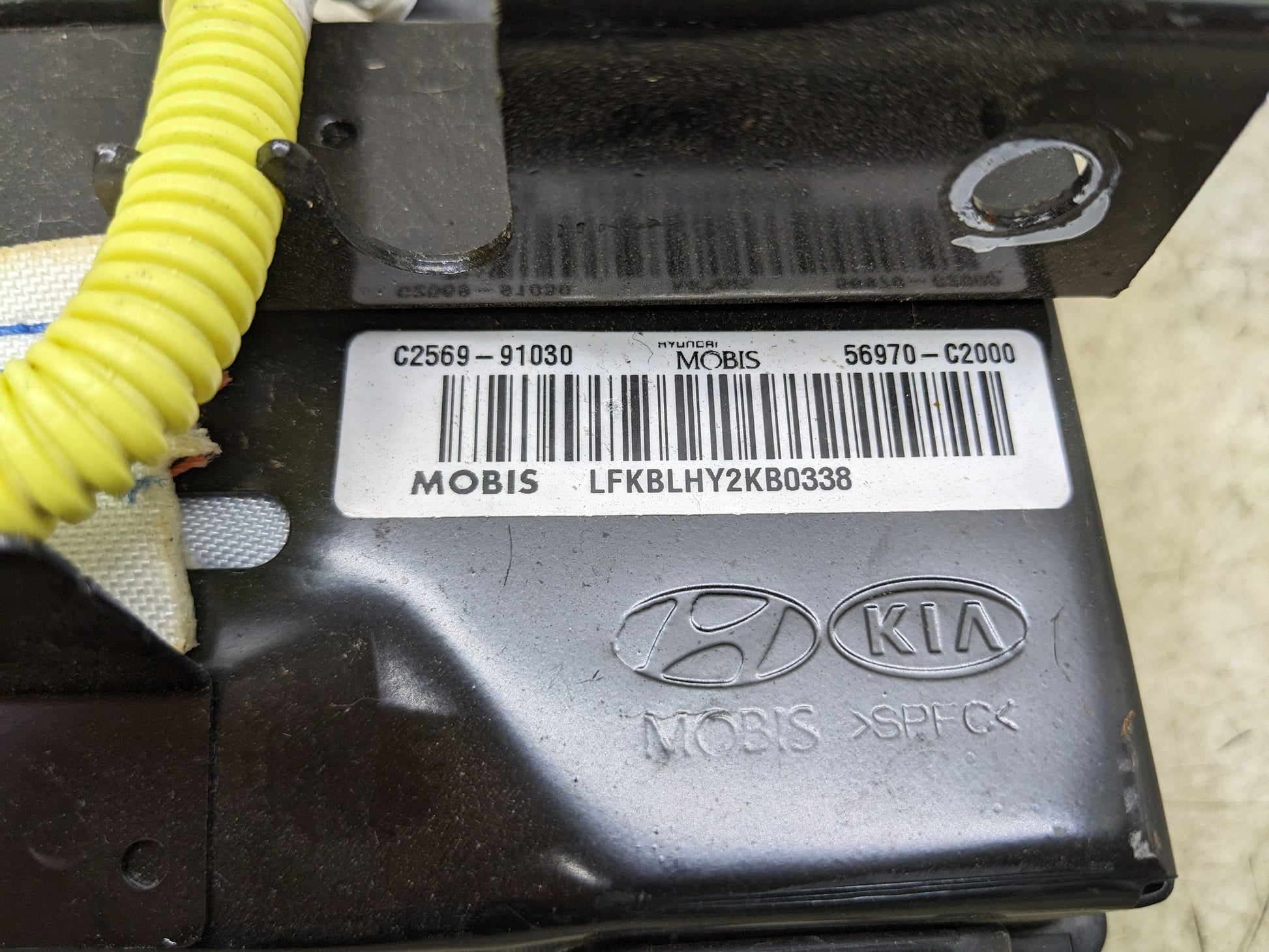 2015-2018 Hyundai Sonata Knee Air Bag Inflator Module 56970-C2000 OEM - Alshned Auto Parts