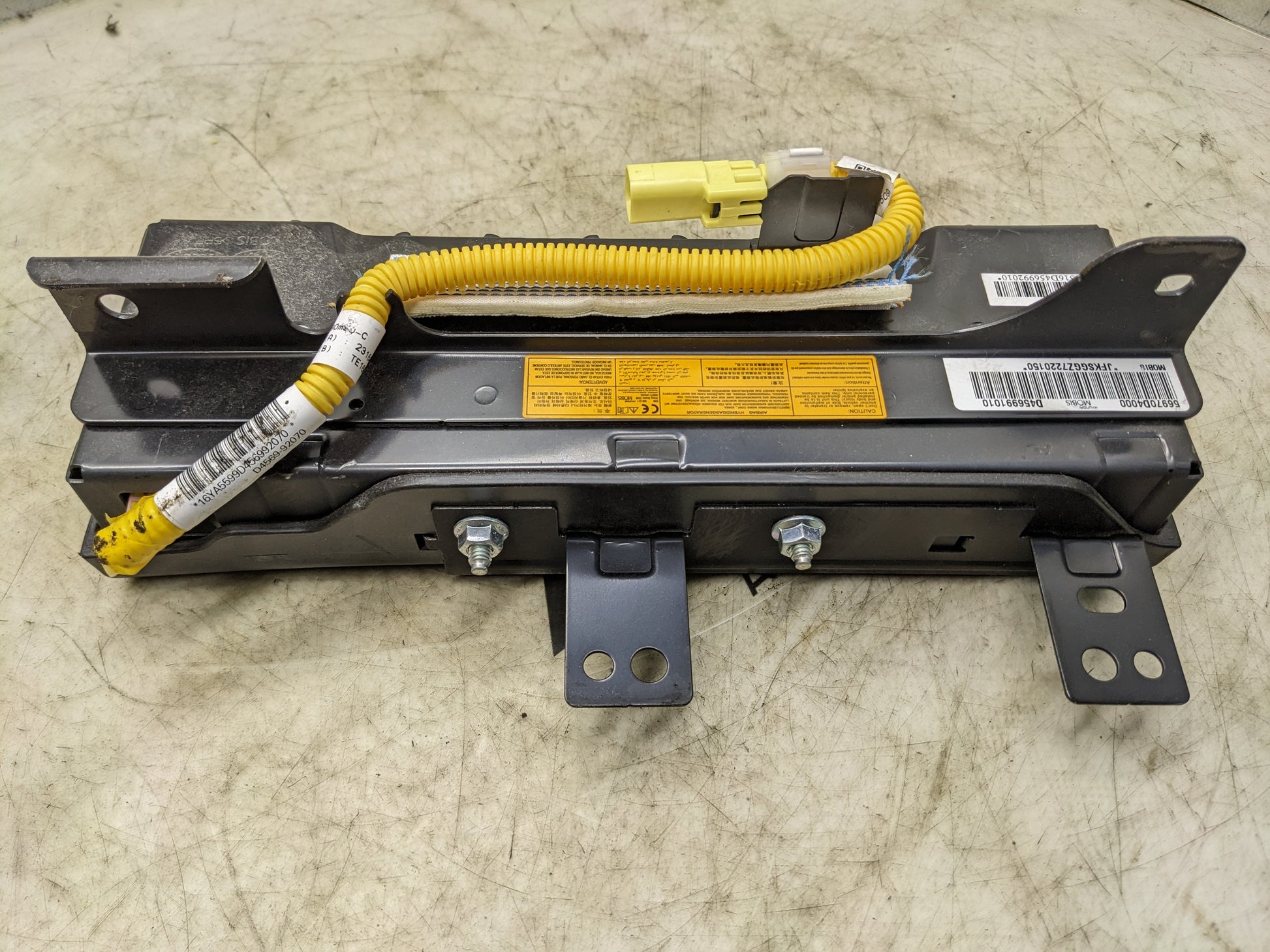 2016-2020 Kia Optima Left Knee Air Bag Inflator Module 56970-D4000 OEM - Alshned Auto Parts