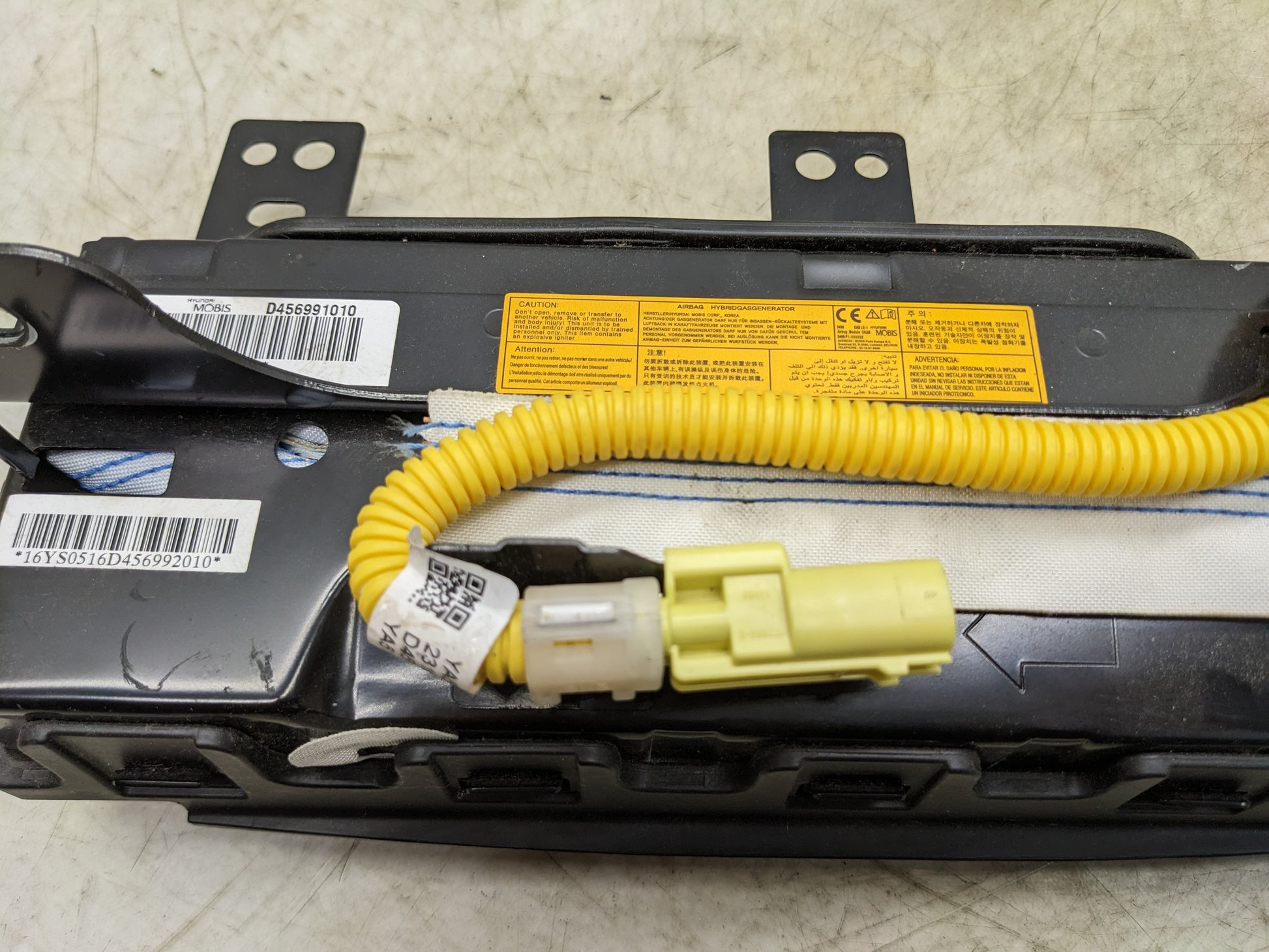 2016-2020 Kia Optima Left Knee Air Bag Inflator Module 56970-D4000 OEM - Alshned Auto Parts