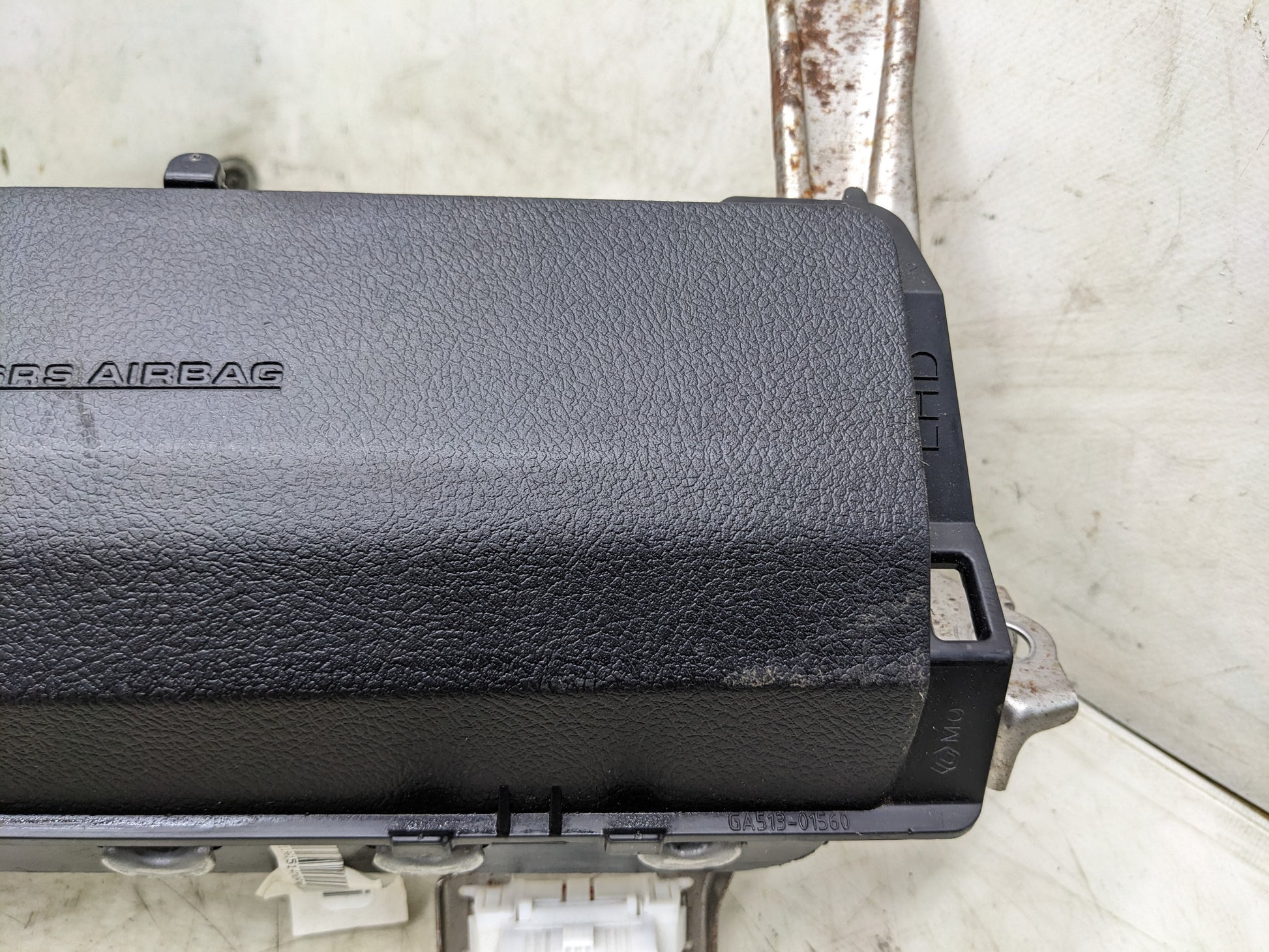 2013-2018 Toyota Avalon Left Knee Air Bag Inflator Module Black 73900-06021-C0 OEM - Alshned Auto Parts