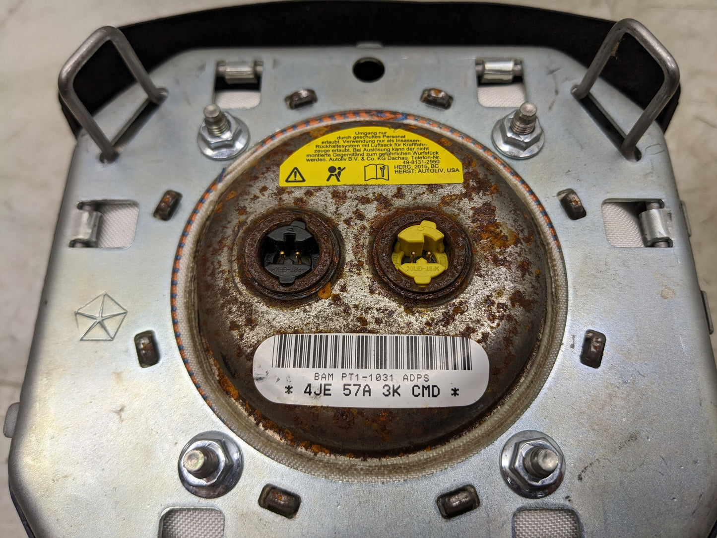 2013-2018 Ram 2500 Left Driver Steering Wheel Air Bag 1EF19DX9AJ OEM - Alshned Auto Parts