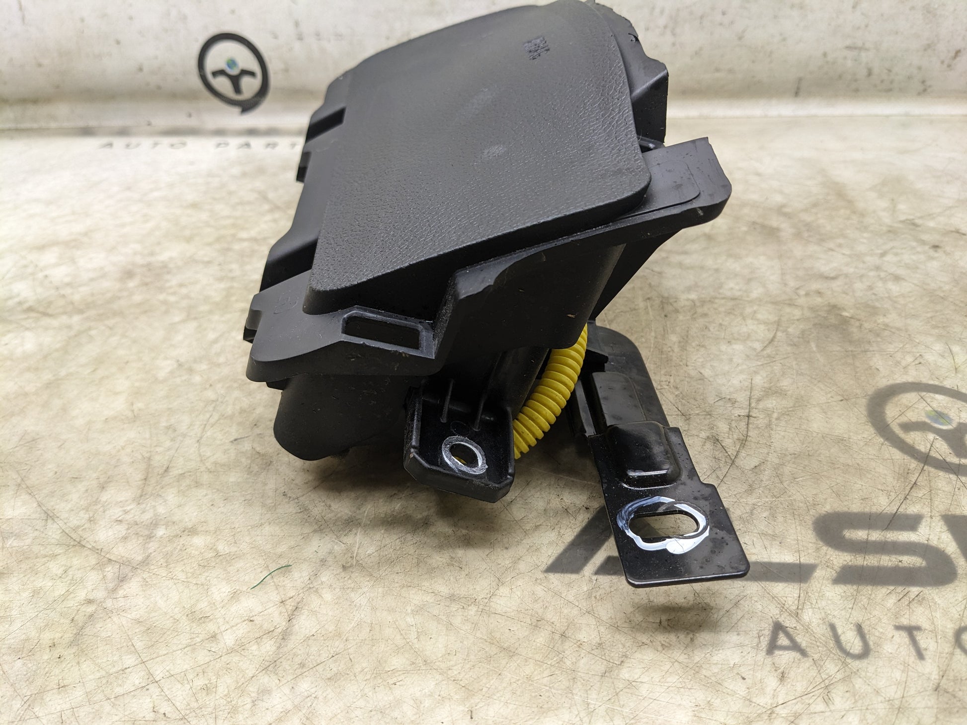 2013-2017 Hyundai Elantra GT Front Left Lower Dash Knee Airbag 56970A5100RY OEM - Alshned Auto Parts