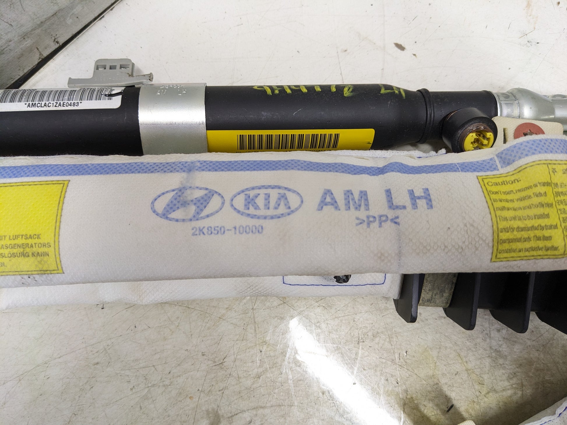 2009-2013 Kia Soul Left Side Roof Inflator Curtain Air Bag 2K850-10000 OEM - Alshned Auto Parts