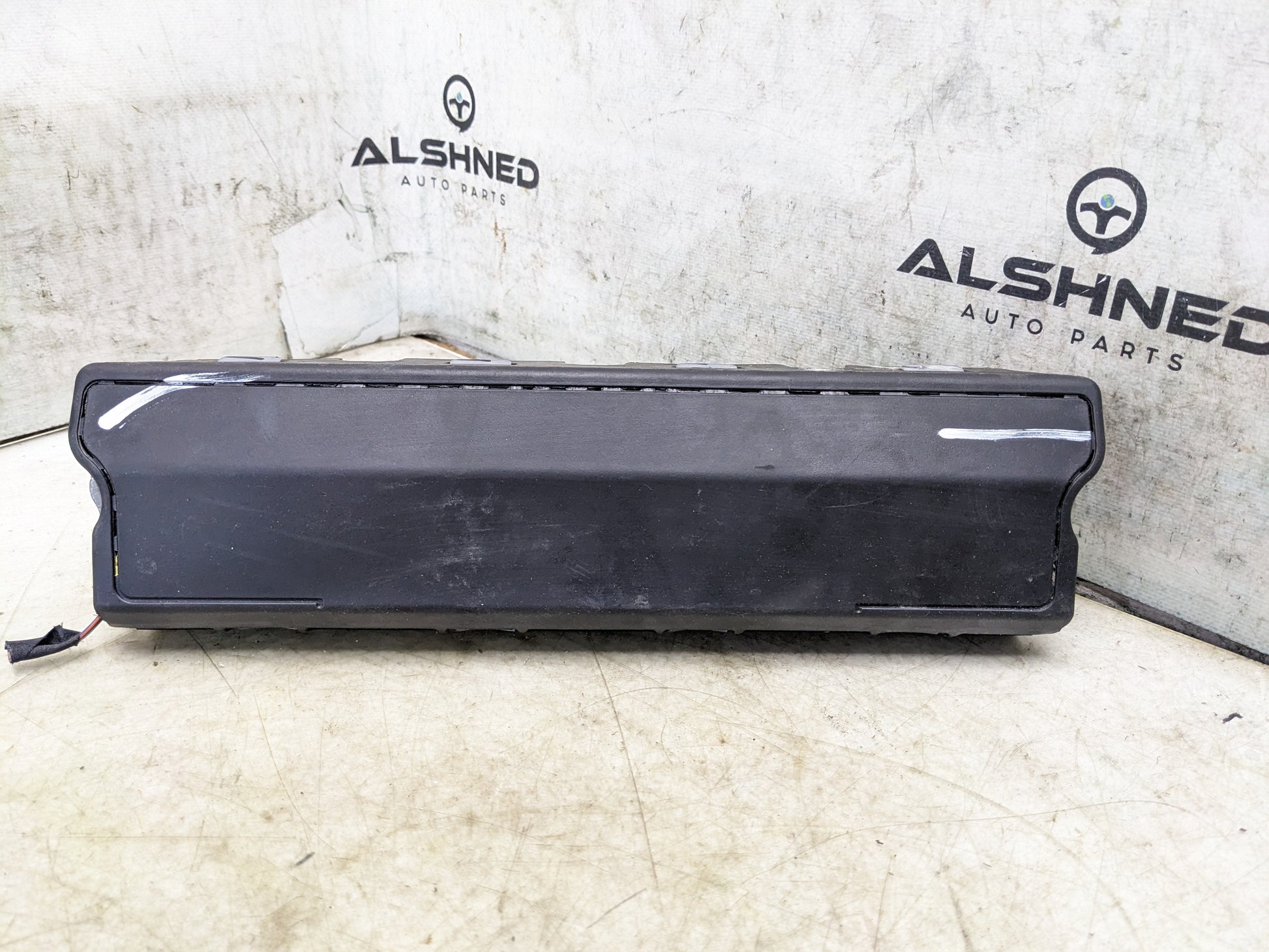 2016-2018 Chevrolet Cruze Front Left Lower Dash Knee Airbag 39066823 OEM - Alshned Auto Parts