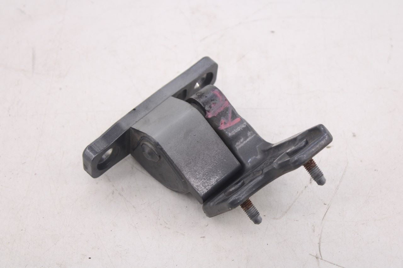 2015-21 Mercedes-Benz C300 4Matic Rear Left Side Door Hinge Upper and Lower Pair3