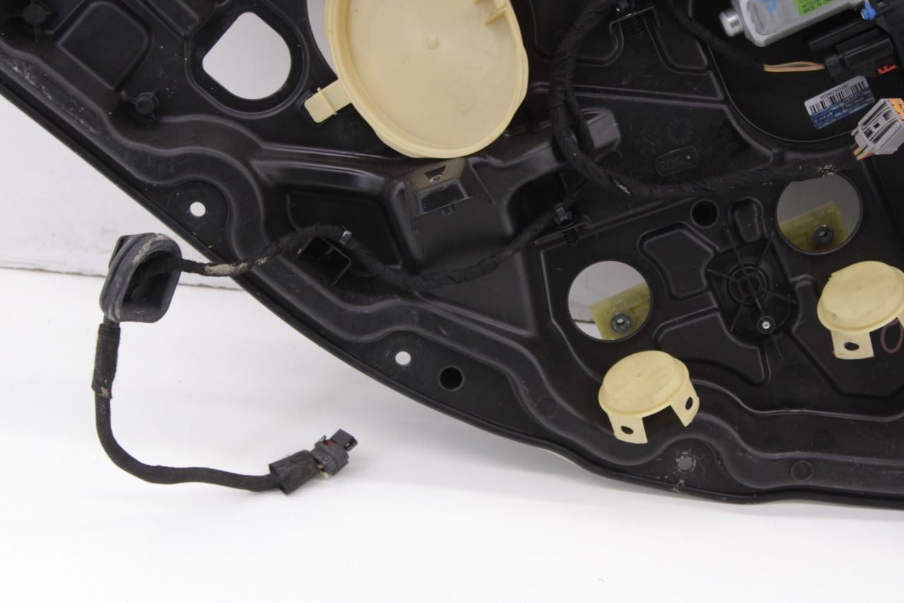 14-23 Jeep Cherokee Limited Rear Left Door Window Regulator w/ Carrier and Motor - Alshned Auto Parts