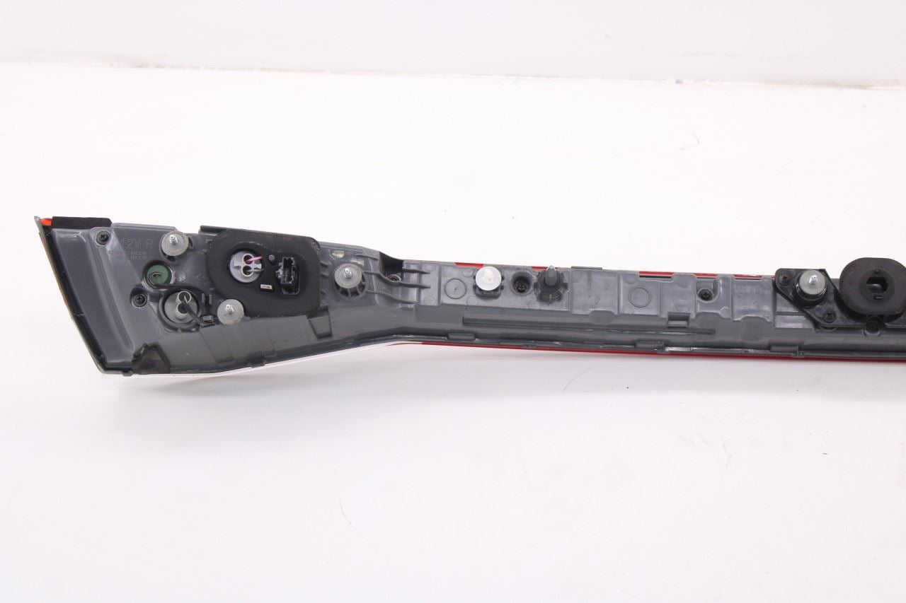 2021-2026 Hyundai Elantra SE Rear Center Third Brake Light Lamp 92409-AA030 OEM8