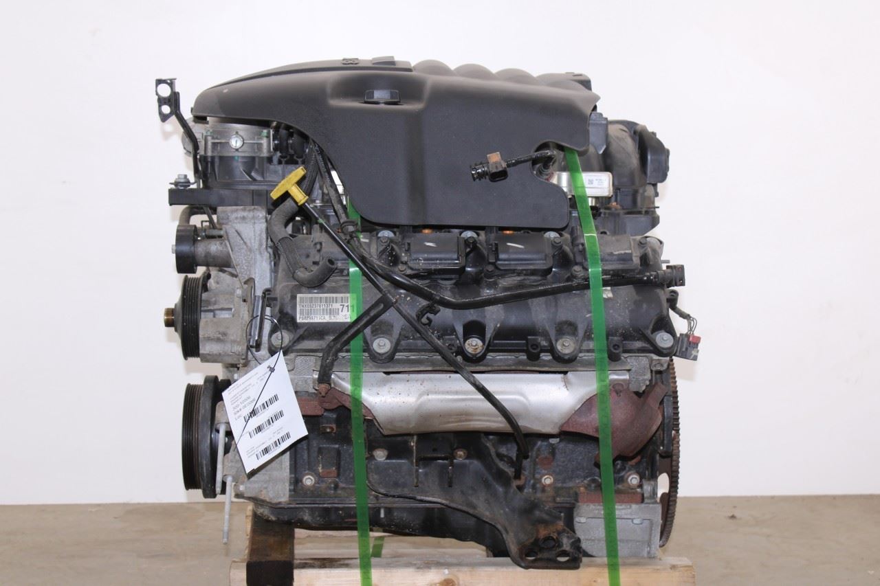 2014-24 Ram 1500 Classic Express Quad Cab 5.7L Engine Motor VIN T 8th digit 105K4