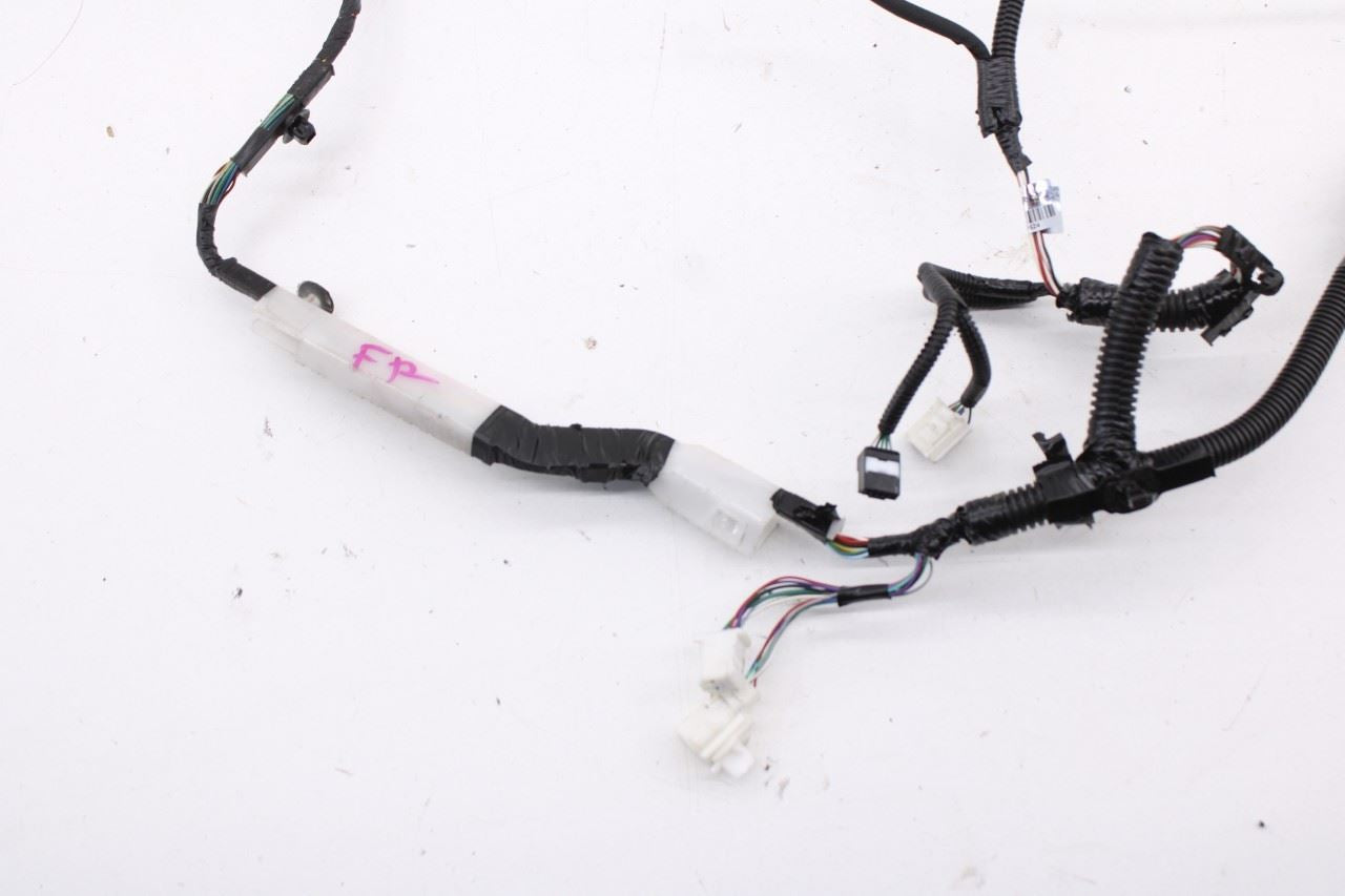2014-2018 Toyota Sienna LE Front Right Side Door Wire Harness 82151-08180 OEM - Alshned Auto Parts