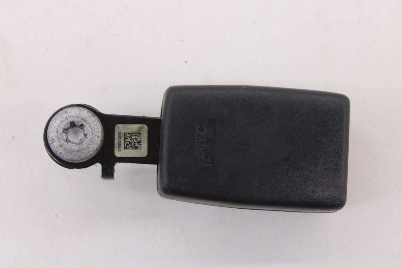 11-18 Dodge Durango SXT Rear Right Left and Center 2nd Row Seat Belt Buckle Set10