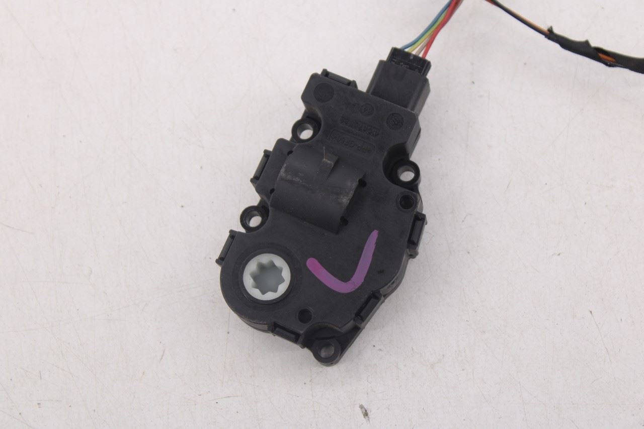 2015-2023 Mercedes-Benz C300 HVAC System Wire Harness w/ Blend Door Actuator Set2