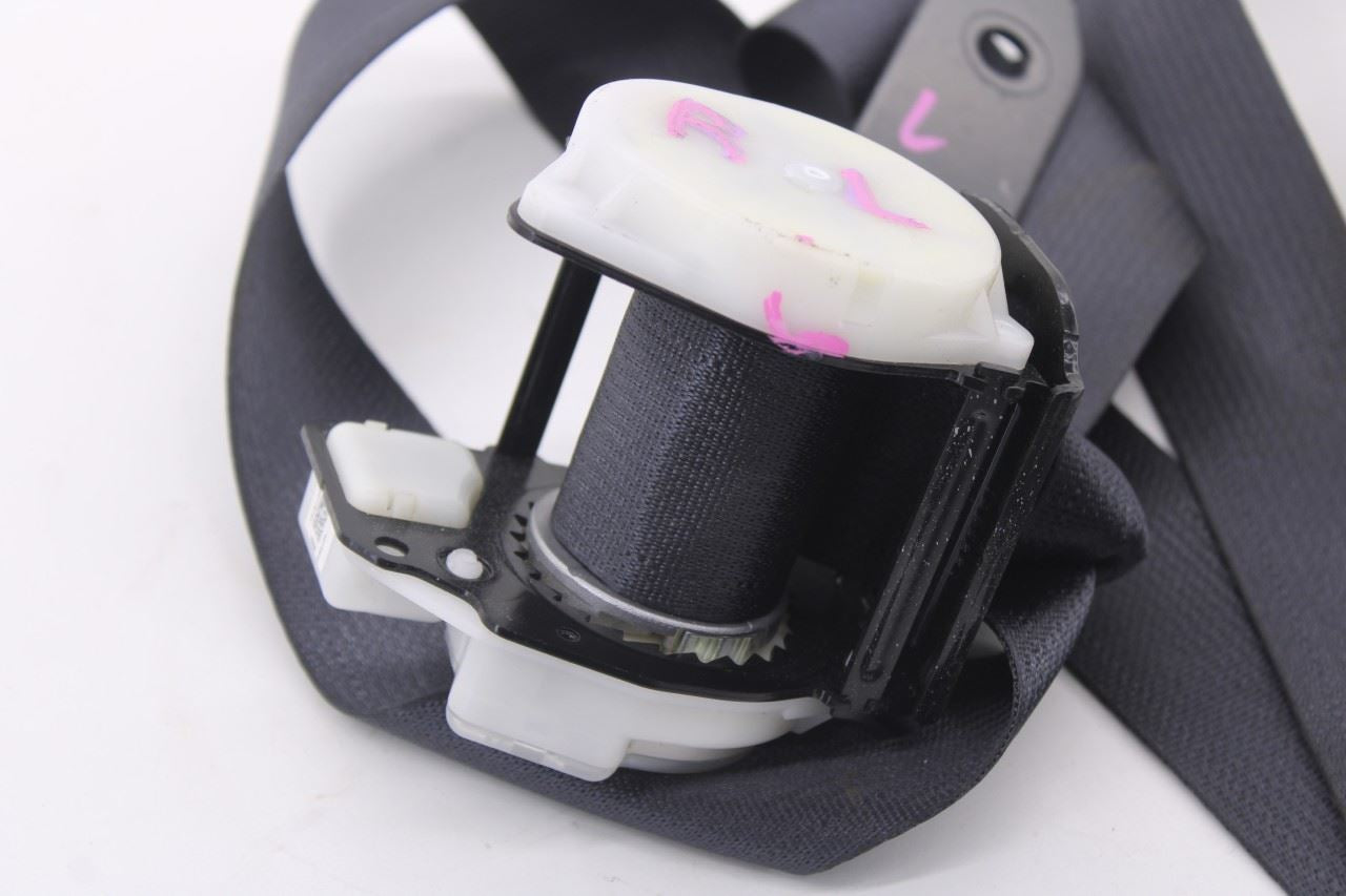 2012-16 Subaru Impreza Sport Premium Rear Left Side 2nd Row Seat Belt Retractor2