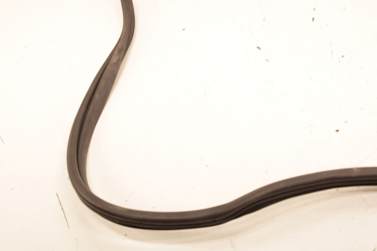 22-25 Hyundai Tucson SEL Front Right Side Door Weatherstrip On Body 82120-CW000 - Alshned Auto Parts