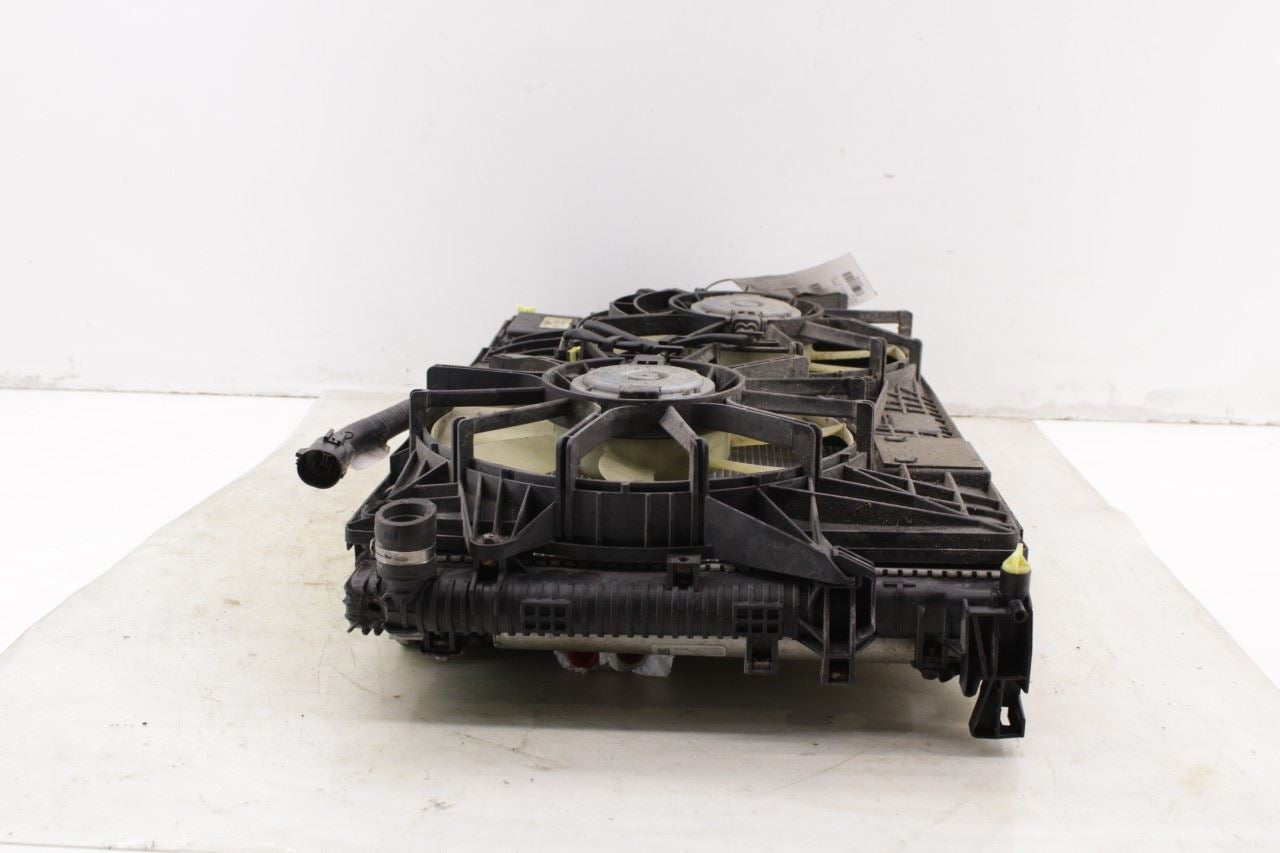 17-18 Jeep Cherokee Limited 3.2L Radiator w Dual Radiator Cooling Fan Motor Assy - Alshned Auto Parts