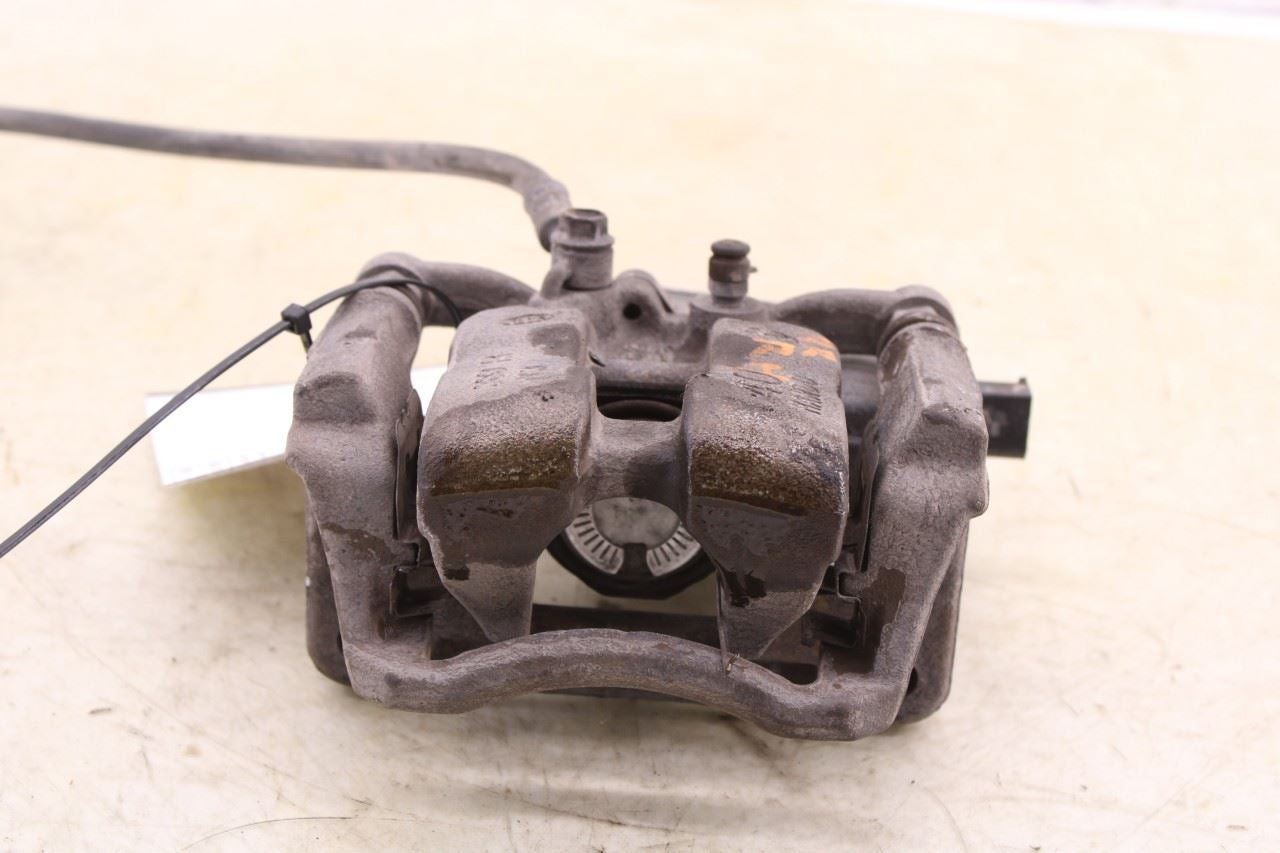 2019-2020 Hyundai Santa Fe SEL Rear Right Side Brake Disc Caliper 58311-S1A30 - Alshned Auto Parts