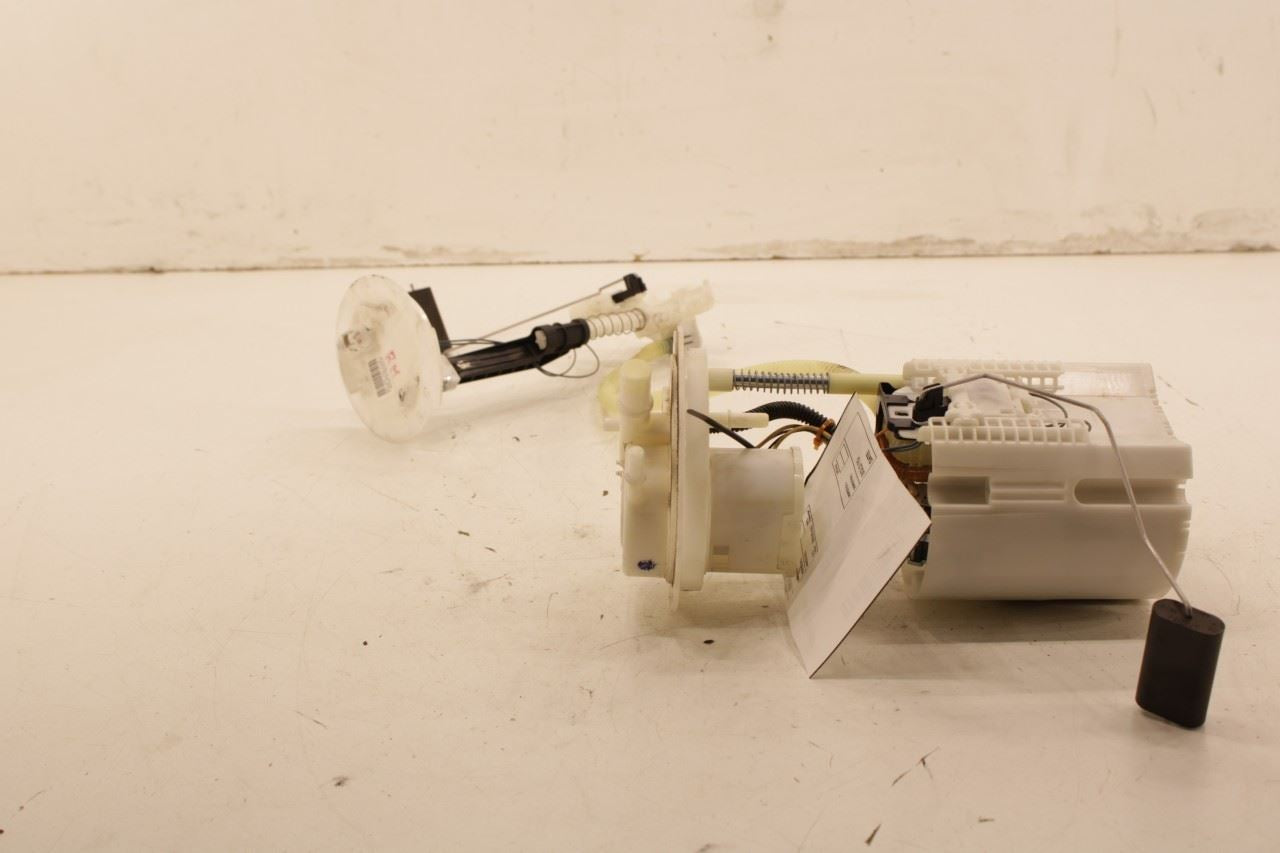 2015-2020 Jeep Cherokee Latitude 3.2L 4WD In Tank Fuel Pump Assembly 68109894AC - Alshned Auto Parts