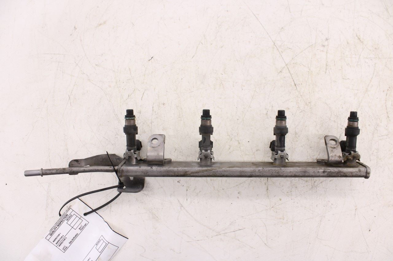 2015-2018 Nissan Rogue SV 2.5L Fuel Rail with Injectors 17520-4BA0A OEM6