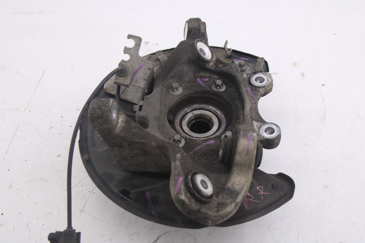 2015-2023 Mercedes-Benz C300 4Matic Rear Right Side Side Spindle Knuckle Hub9